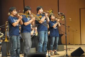 鶴中バンド最終1