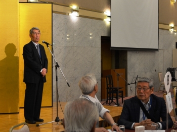 塚田会長挨拶